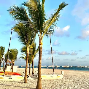 https://condo-in-paradise-close-to-the-beach-pool-free-parkingwifi.comcaribbean.com